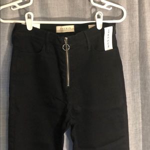 NWT Super high rise size 28 Pacsun jeggings